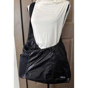 Patagonia Nylon Crossbody Bag Black Packable Adjustable Strap Preppy 48810F7